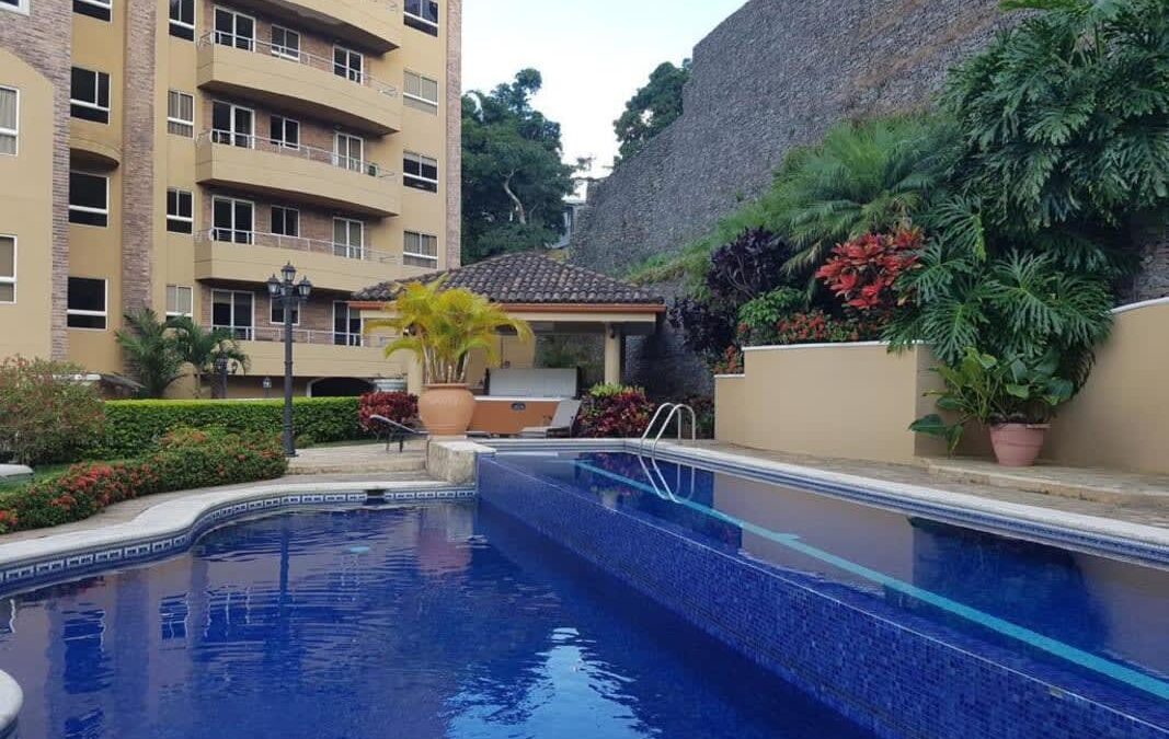 Alquileres Amueblados en San Rafael | San Rafael. Escazú. Bellísimo apartamento.
