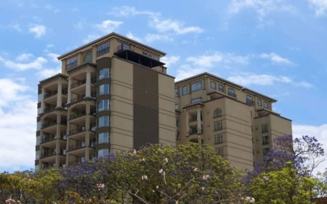 Alquileres Amueblados en Mata Redonda | Muy práctico y confortable apartamento frente a La Sabana